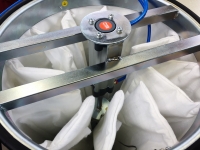 Automatyczny system czyszczenia filtrów za pomocą siłownika pneumatycznego